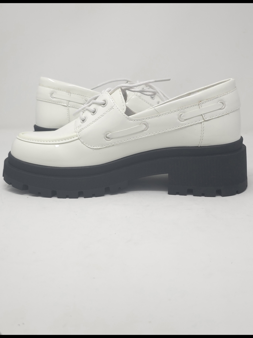 Chunky Lug Sole White Patent Oxfords Faux Leather - Picture 4 of 10